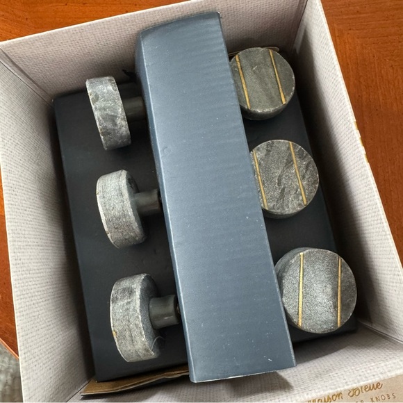 6 Marble Brass Drawer Knobs Gray Modern Set NWT - Picture 3 of 6
